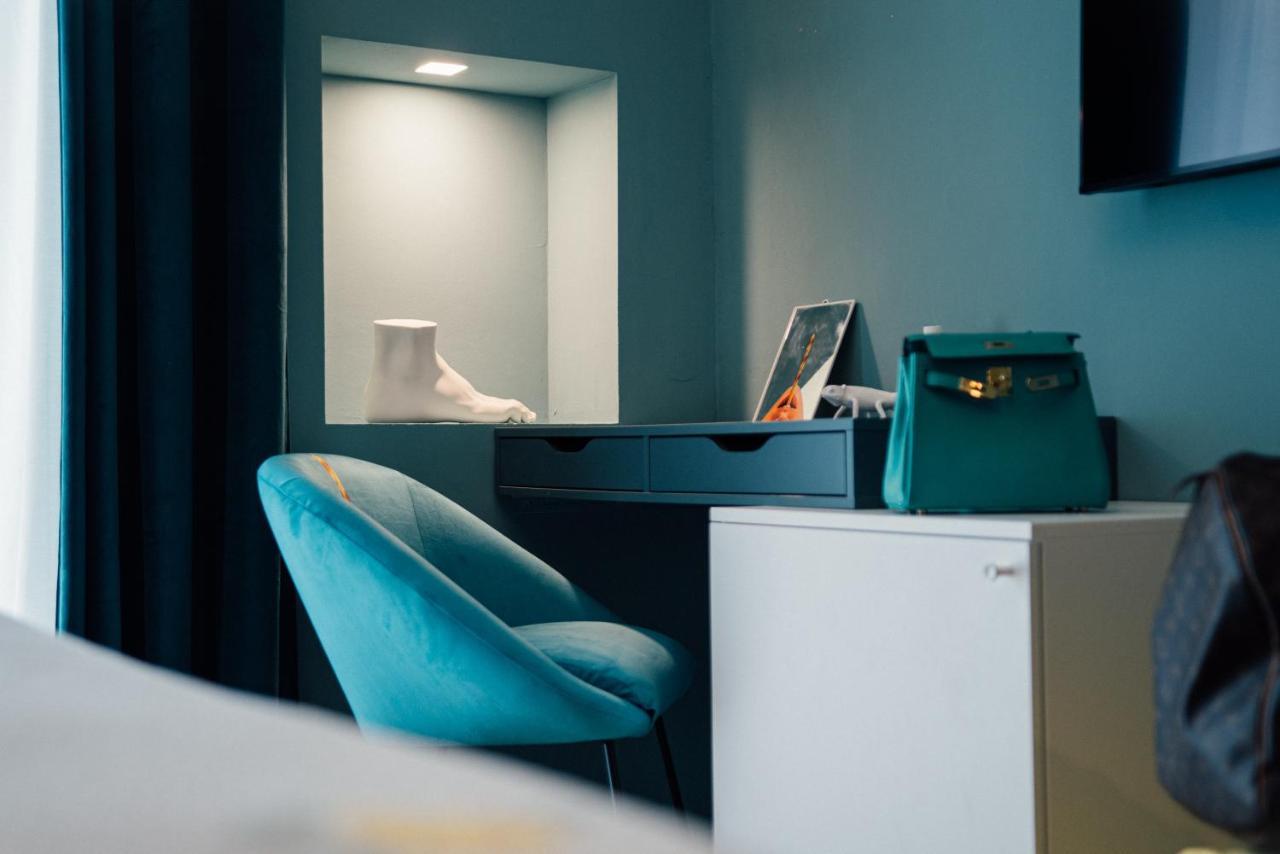 Aron Only Suites Bed And Breakfast Pescara Dış mekan fotoğraf